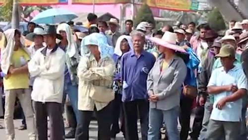 ชาวนากำแพงเพชร ชุมนุมบี้รัฐจ่ายหนี้จำนำข้าว ใน 15 ม.ค.นี้ ชาวนากำแพงเพชร ชุมนุมบี้รัฐจ่ายหนี้จำนำข้าว ใน 15 ม.ค.นี้