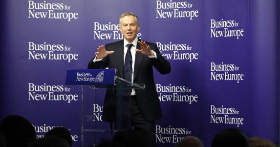 โทนี่ แบลร์ อดีตนายกรัฐมนตรี แห่งสหราชอาณาจักร โทนี่ แบลร์ อดีตนายกรัฐมนตรี แห่งสหราชอาณาจักร