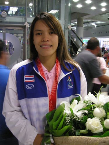 กิ๊ฟ วิลาวัณย์ อภิญญาพงศ์ ประวัติ กัปตันทีมนักวอลเลย์สาวไทย กิ๊ฟ วิลาวัณย์ อภิญญาพงศ์ ประวัติ กัปตันทีมนักวอลเลย์สาวไทย