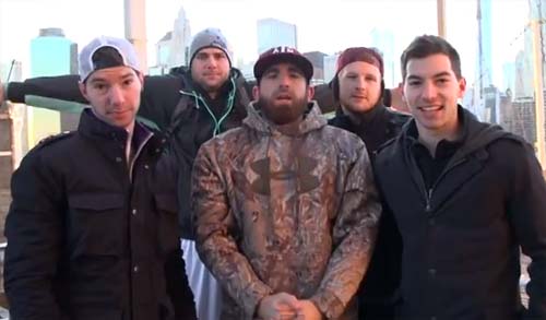 หนุ่มมะกันโยนลูกบาสจากหอสูง 168 ม. ลงห่วงสำเร็จ หนุ่มมะกันโยนลูกบาสจากหอสูง 168 ม. ลงห่วงสำเร็จ