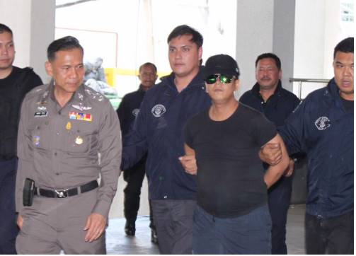 ฆ่าลูกจ้างยัดถัง ฆ่าลูกจ้างยัดถัง