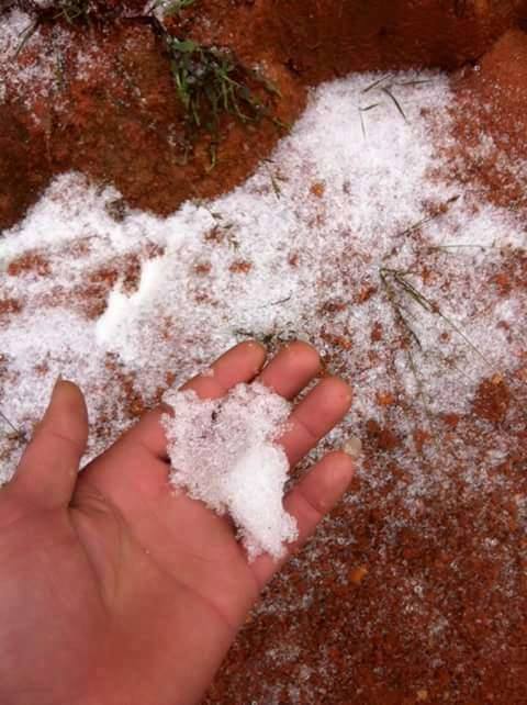 หิมะตกที่ลาว หิมะตกที่ลาว