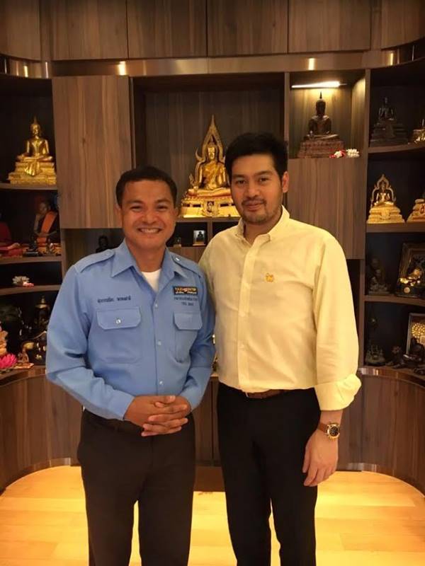 ต๊อด ปิติ บริจาค แท็กซี่ ต๊อด ปิติ บริจาค แท็กซี่