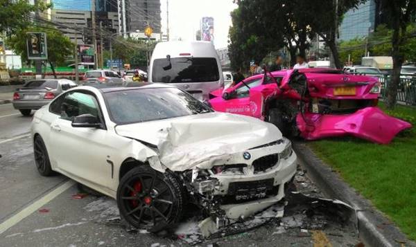 เน็ตไอดอลขับรถชน เน็ตไอดอลขับรถชน