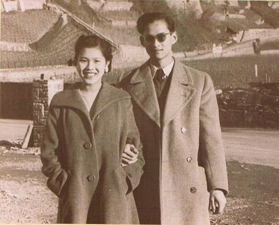 ในหลวง พระราชินี ในหลวง พระราชินี