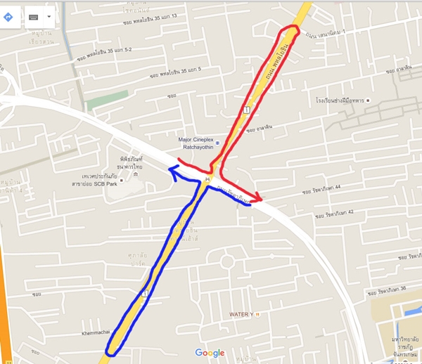 ห้ามมอเตอร์ไซค์ขึ้นสะพานข้ามแยก ห้ามมอเตอร์ไซค์ขึ้นสะพานข้ามแยก
