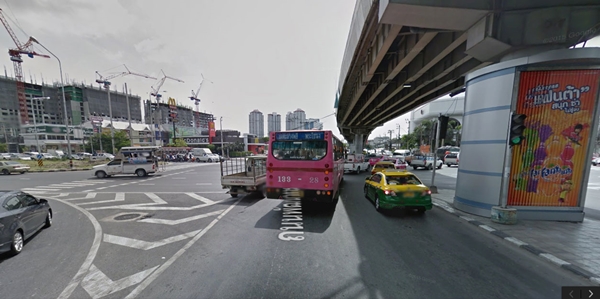 ห้ามมอเตอร์ไซค์ขึ้นสะพานข้ามแยก ห้ามมอเตอร์ไซค์ขึ้นสะพานข้ามแยก