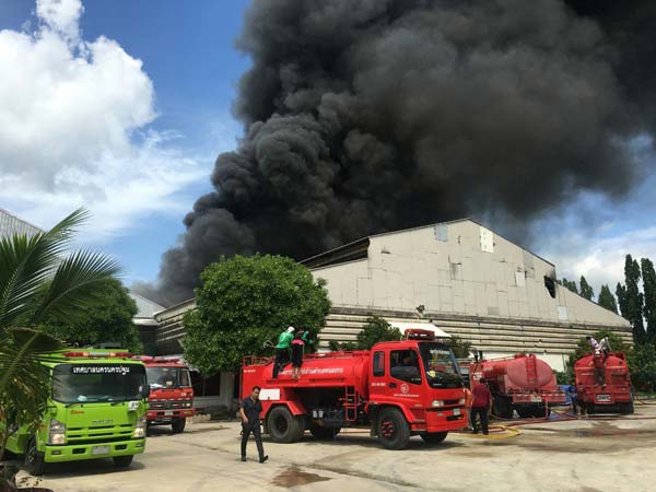 ไฟไหม้โกดัง ไฟไหม้โกดัง