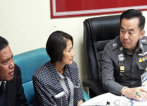 แท็กซี่หญิงไล่ผู้โดยสาร แท็กซี่หญิงไล่ผู้โดยสาร