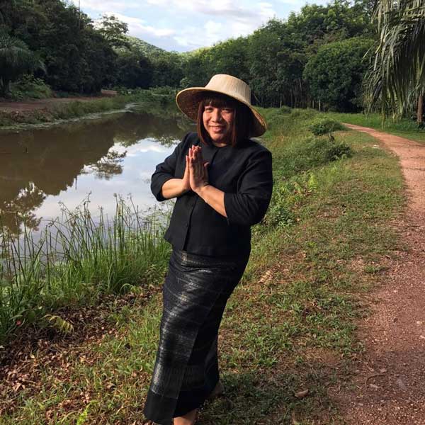 ครูลิลลี่ ครูลิลลี่