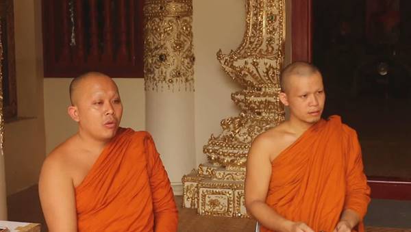พระซื้อบริการเด็กชาย พระซื้อบริการเด็กชาย