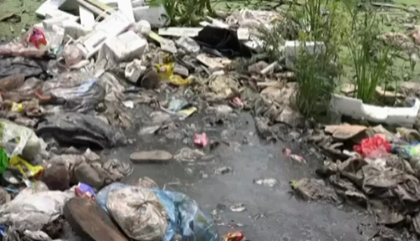 ทิ้งขยะในที่ดินชาวบ้าน ทิ้งขยะในที่ดินชาวบ้าน