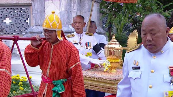 อัญเชิญพระบรมราชสรีรางคาร ในหลวง ร.9 อัญเชิญพระบรมราชสรีรางคาร ในหลวง ร.9