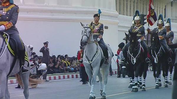 อัญเชิญพระบรมราชสรีรางคาร ในหลวง ร.9 อัญเชิญพระบรมราชสรีรางคาร ในหลวง ร.9