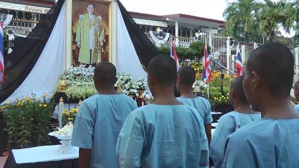 พิธีวางดอกไม้จันทน์ พิธีวางดอกไม้จันทน์