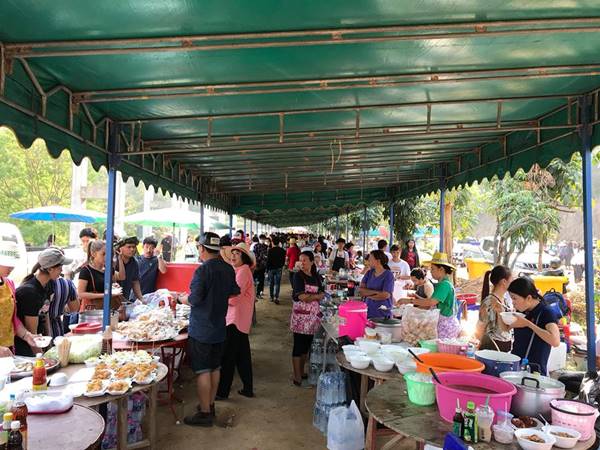 พระแบกปูนขึ้นเขา พระแบกปูนขึ้นเขา