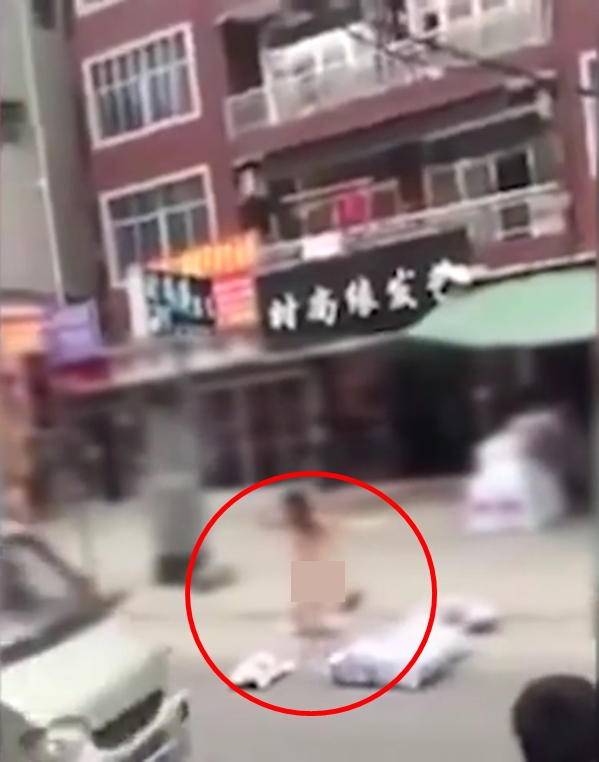 สาวจีนโดนเพื่อนข่มขืน สาวจีนโดนเพื่อนข่มขืน