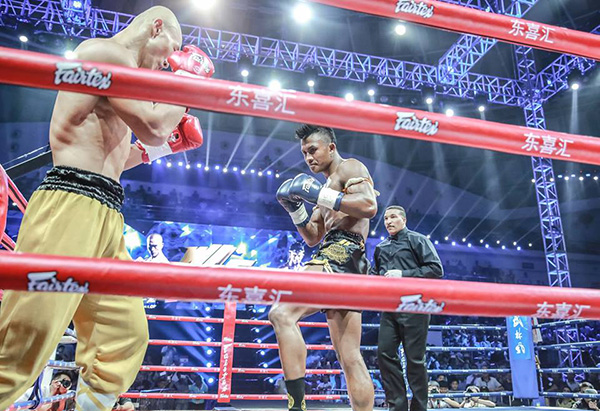 จบศึก บัวขาว VS อี้หลง คอมวยทั่วโลกมองแค่ศึกเชื่อมสัมพันธ์ จบศึก บัวขาว VS อี้หลง คอมวยทั่วโลกมองแค่ศึกเชื่อมสัมพันธ์