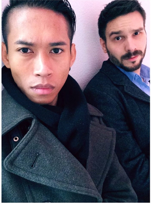 ม่อน เกย์ไทยมีแฟนฝรั่ง ม่อน เกย์ไทยมีแฟนฝรั่ง