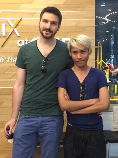 ม่อน เกย์ไทยมีแฟนฝรั่ง ม่อน เกย์ไทยมีแฟนฝรั่ง