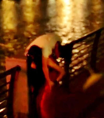 สาวจีนแบกแฟน สาวจีนแบกแฟน