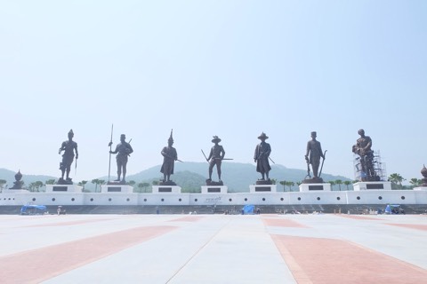 ดราม่าบิ๊กไบค์จอดรถถ่ายรูป ดราม่าบิ๊กไบค์จอดรถถ่ายรูป