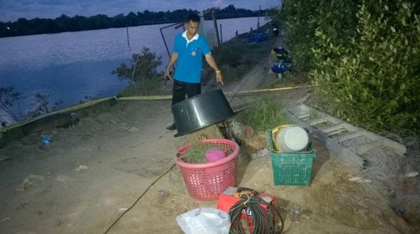 บุกยิงผัว-เมีย ดับกลางงานเลี้ยงรับปริญญา ฉุนลูกชายคุยโม้เสียงดัง บุกยิงผัว-เมีย ดับกลางงานเลี้ยงรับปริญญา ฉุนลูกชายคุยโม้เสียงดัง