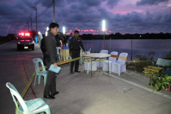 บุกยิงผัว-เมีย ดับกลางงานเลี้ยงรับปริญญา ฉุนลูกชายคุยโม้เสียงดัง บุกยิงผัว-เมีย ดับกลางงานเลี้ยงรับปริญญา ฉุนลูกชายคุยโม้เสียงดัง