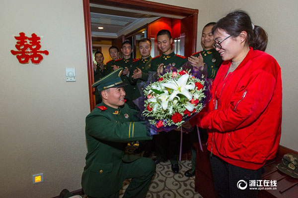 เซอร์ไพรส์ขอแต่งงาน เซอร์ไพรส์ขอแต่งงาน