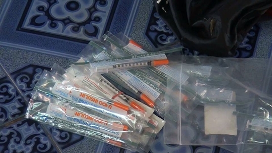 ค้นทำแท้งเถื่อน ใช้วิธีพิศดาร ฉีดน้ำส้มสายชูเข้าช่องคลอด สาวหวิดตายทั้งกลม ค้นทำแท้งเถื่อน ใช้วิธีพิศดาร ฉีดน้ำส้มสายชูเข้าช่องคลอด สาวหวิดตายทั้งกลม