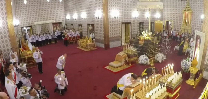 พิธีธรรมสวดพระอภิธรรมพระบรมศพ สมเด็จพระบรมราชชนนีพันปีหลวง พิธีธรรมสวดพระอภิธรรมพระบรมศพ สมเด็จพระบรมราชชนนีพันปีหลวง