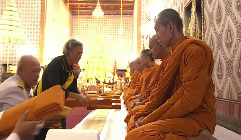 พิธีธรรมสวดพระอภิธรรมพระบรมศพ สมเด็จพระบรมราชชนนีพันปีหลวง พิธีธรรมสวดพระอภิธรรมพระบรมศพ สมเด็จพระบรมราชชนนีพันปีหลวง