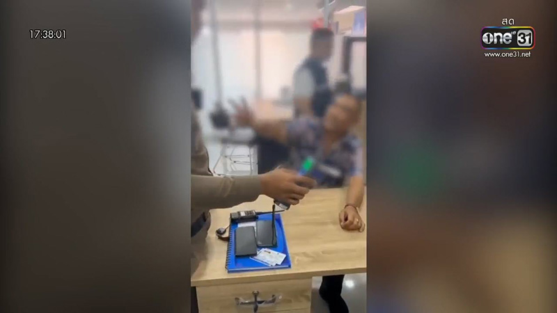 ทหารพันโท เมาแล้วขับชน ด่าตำรวจ ไม่ยอมเป่าแอลกอฮอล์ ทหารพันโท เมาแล้วขับชน ด่าตำรวจ ไม่ยอมเป่าแอลกอฮอล์