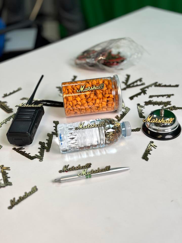 บุกจับโกดัง หลอกขาย Gadget ปลอม แบรนด์ดังเพียบ บุกจับโกดัง หลอกขาย Gadget ปลอม แบรนด์ดังเพียบ