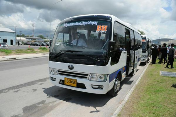 รถตู้แบบใหม่ รถตู้แบบใหม่