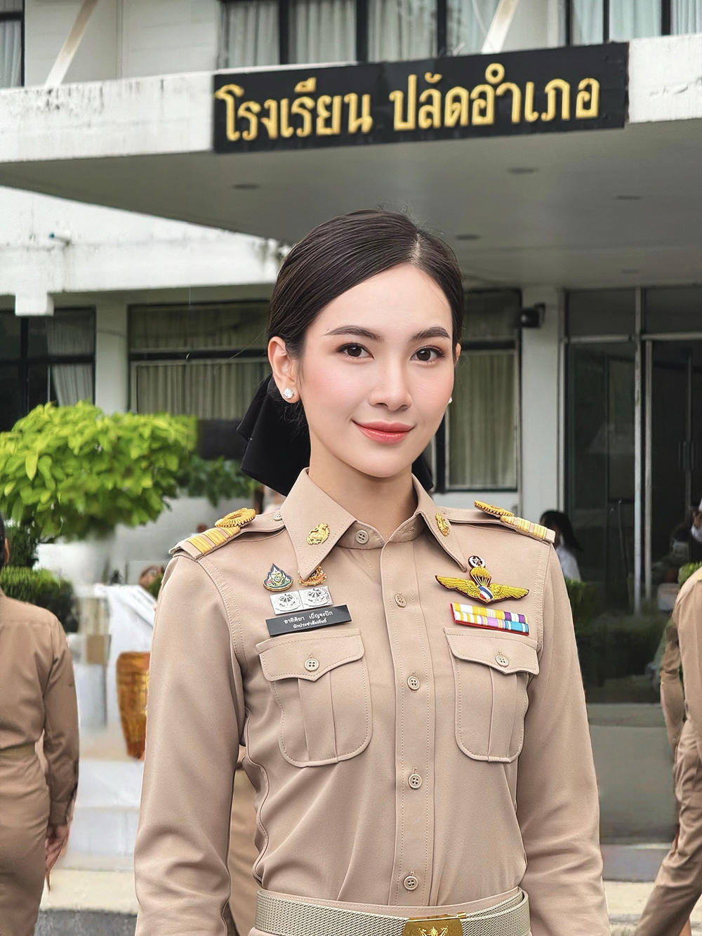 ผู้กองแคท ร.ต.อ.หญิง อาทิติยา เบ็ญจะปัก ผู้กองแคท ร.ต.อ.หญิง อาทิติยา เบ็ญจะปัก