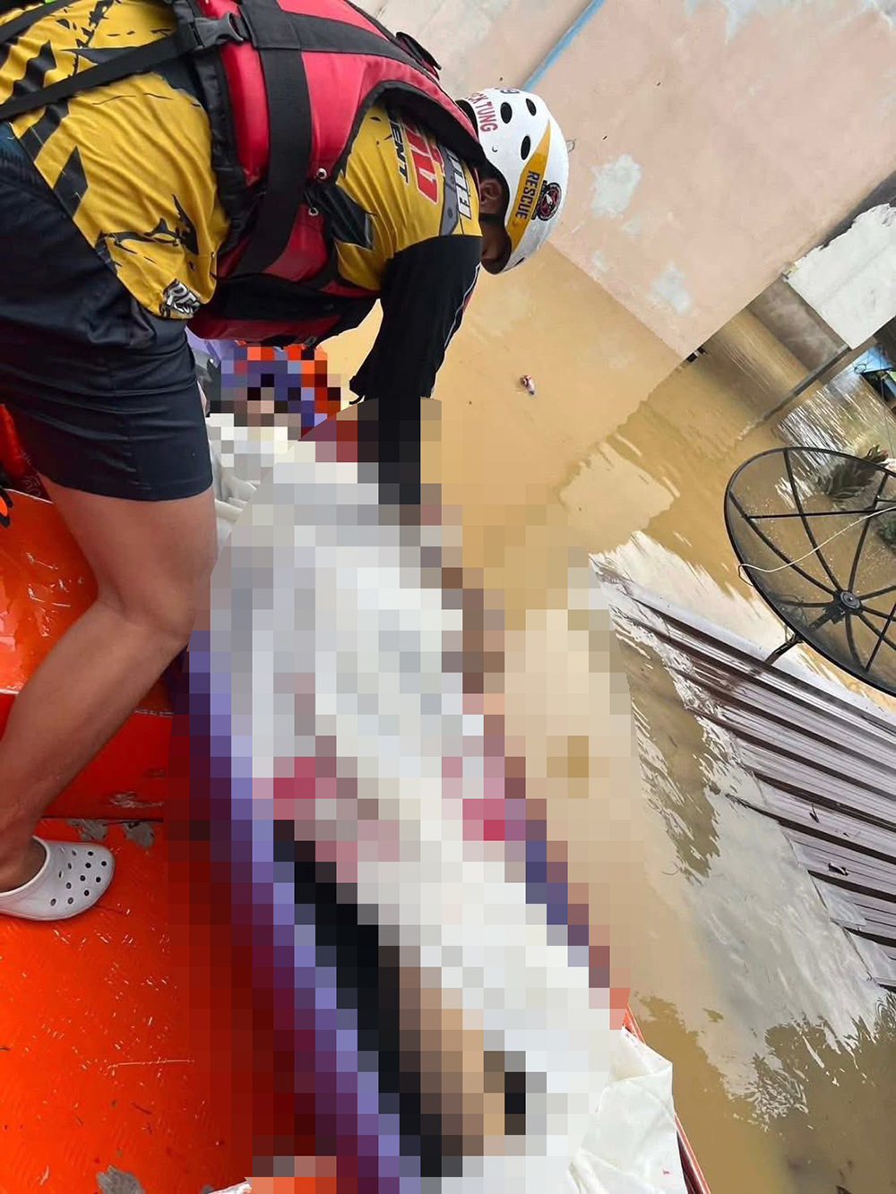 น้ำท่วมหาดใหญ่ ภาพสะเทือนใจ น้ำท่วมหาดใหญ่ ภาพสะเทือนใจ