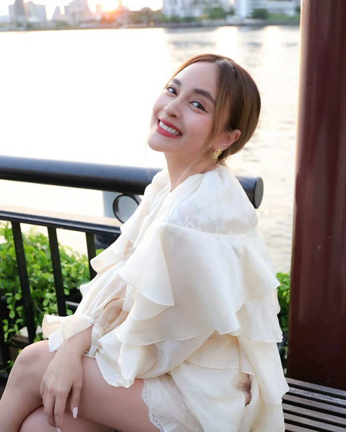 นานา ไรบีนา นานา ไรบีนา