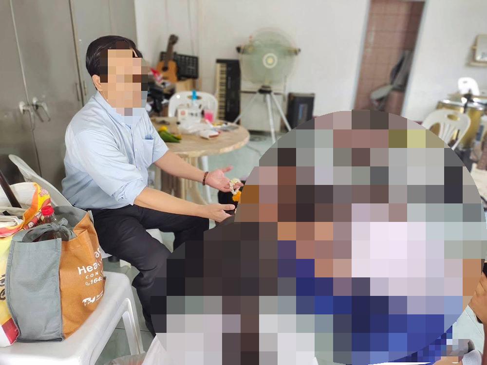 ครูล่วงละเมิดเด็ก ครูล่วงละเมิดเด็ก