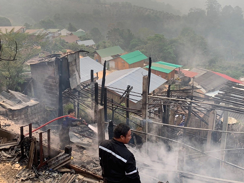 ไฟไหม้โฮมสเตย์ดังบนเชียงดาว ไฟไหม้โฮมสเตย์ดังบนเชียงดาว