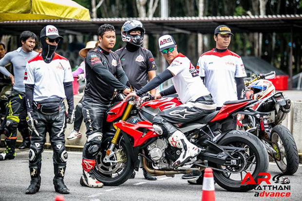 จากใจไบค์เกอร์ โพสต์เตือนสติแก๊งบิ๊กไบค์ จากใจไบค์เกอร์ โพสต์เตือนสติแก๊งบิ๊กไบค์