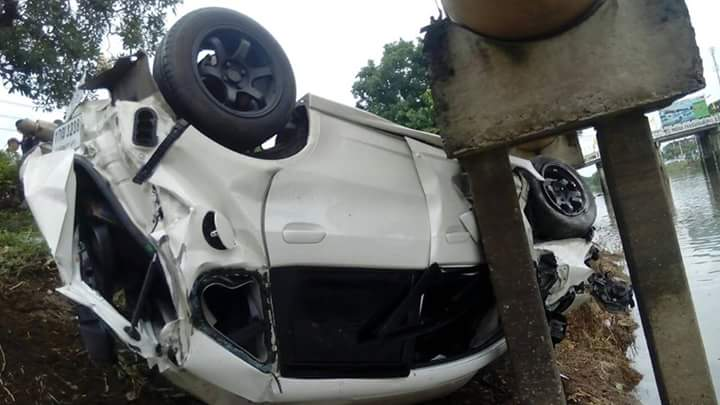 ลูกชายโหน่ง ชะชะช่า ซิ่งเก๋งตกคลอง ลูกชายโหน่ง ชะชะช่า ซิ่งเก๋งตกคลอง