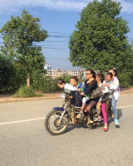 ซ้อนมอเตอร์ไซค์อัด 7 ซ้อนมอเตอร์ไซค์อัด 7