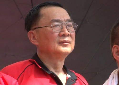 นพ.เหวง โตจิราการ นพ.เหวง โตจิราการ