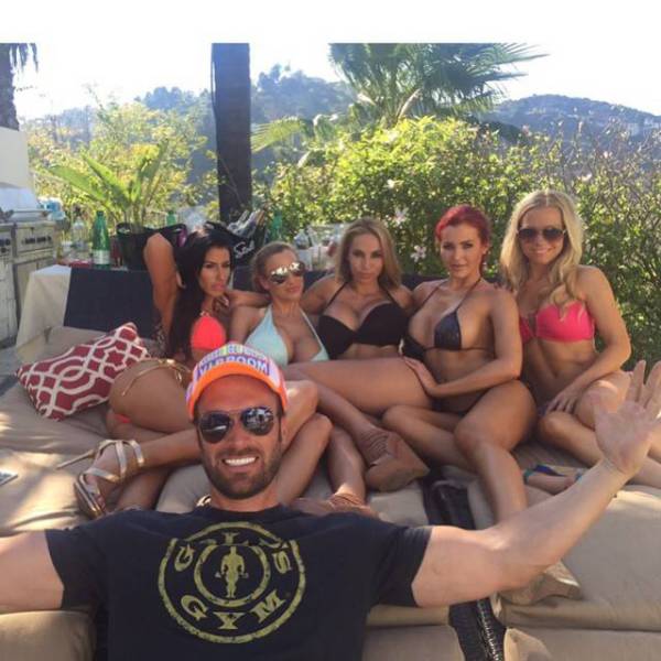 คู่รักยอทต้า คู่รักยอทต้า