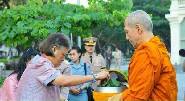 หมอวิสุทธิ์ บุญเกษมสันติ หมอวิสุทธิ์ บุญเกษมสันติ