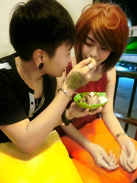 น้องกิ๊ฟ สาวป่วยเป็นลูคีเมีย น้องกิ๊ฟ สาวป่วยเป็นลูคีเมีย