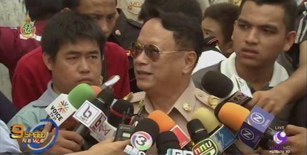แจ้งจับผู้ค้าปากคลองตลาด หลังรวมกลุ่มประท้วง แจ้งจับผู้ค้าปากคลองตลาด หลังรวมกลุ่มประท้วง