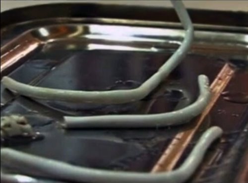 สำเร็จความใคร่ด้วยสายยูเอสบี สำเร็จความใคร่ด้วยสายยูเอสบี