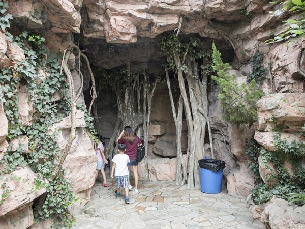 ห้องน้ำธีมถ้ำ ห้องน้ำธีมถ้ำ